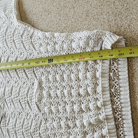 Guess Open Knit Cream Sweater Size M - Picture 9 of 12